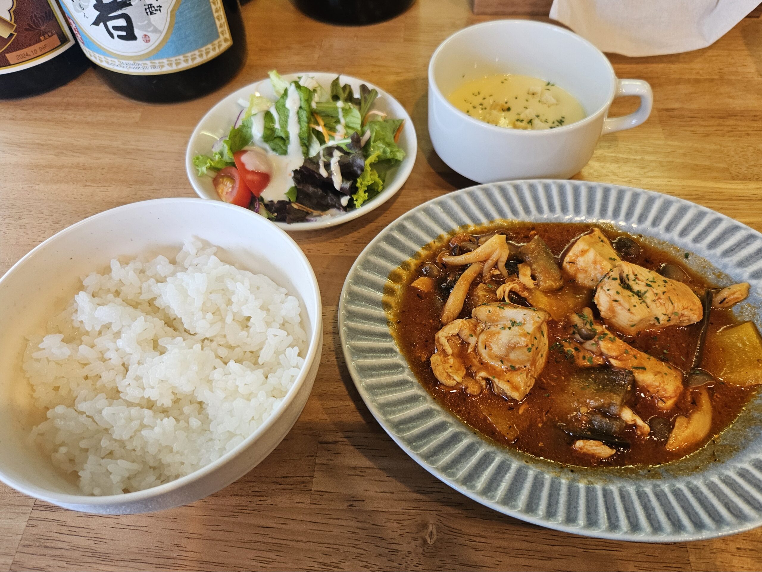 サ・イーヌ　料理