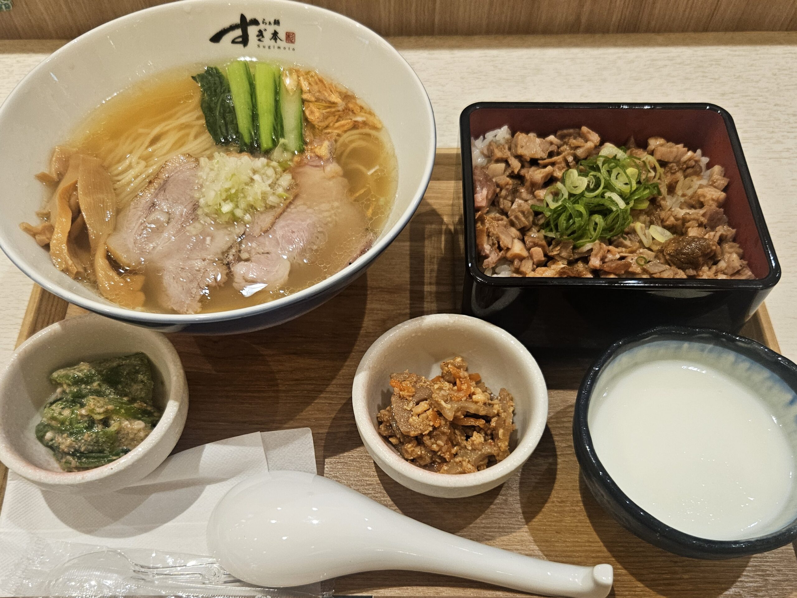 らぁ麺すぎ本　料理