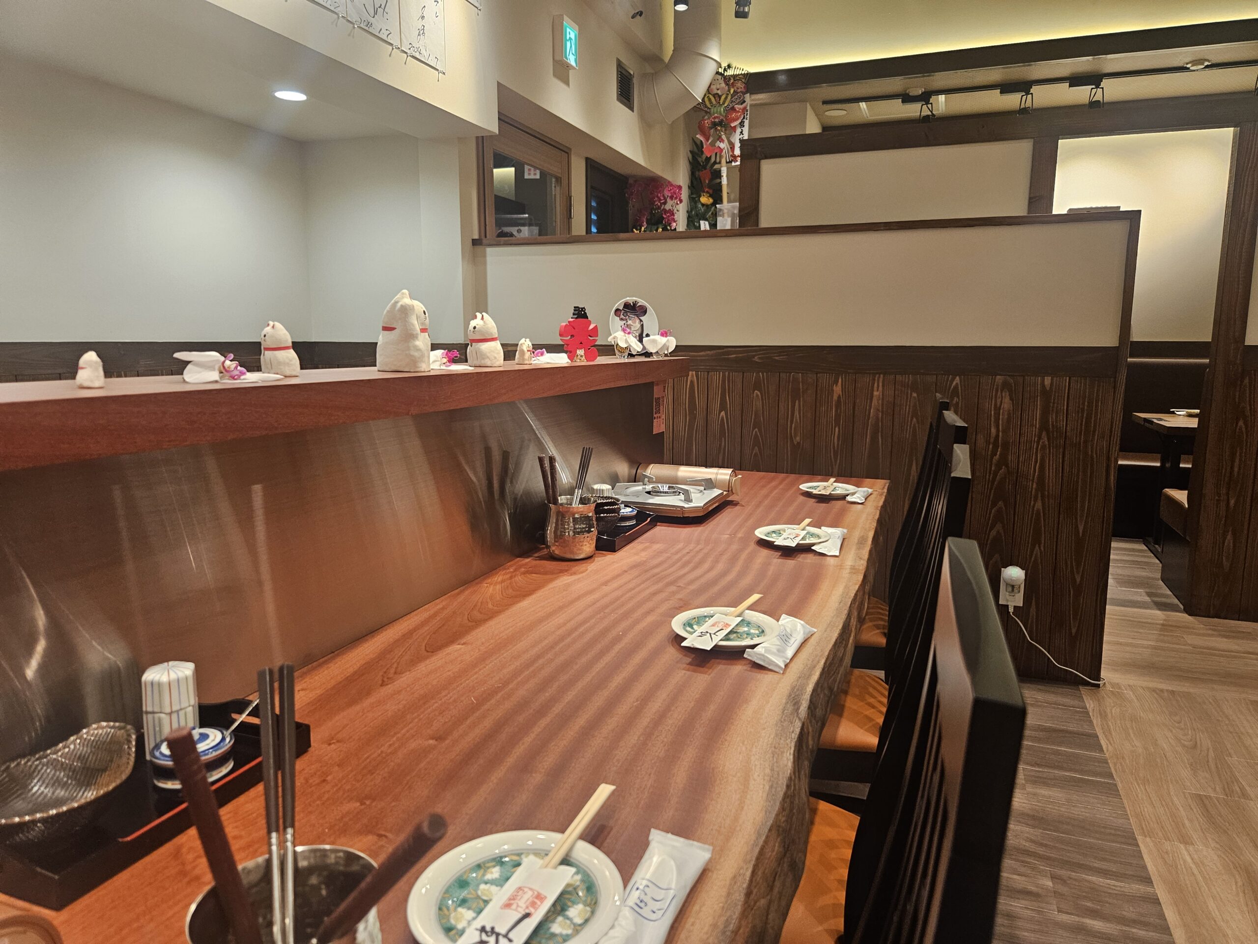 神屋　店内