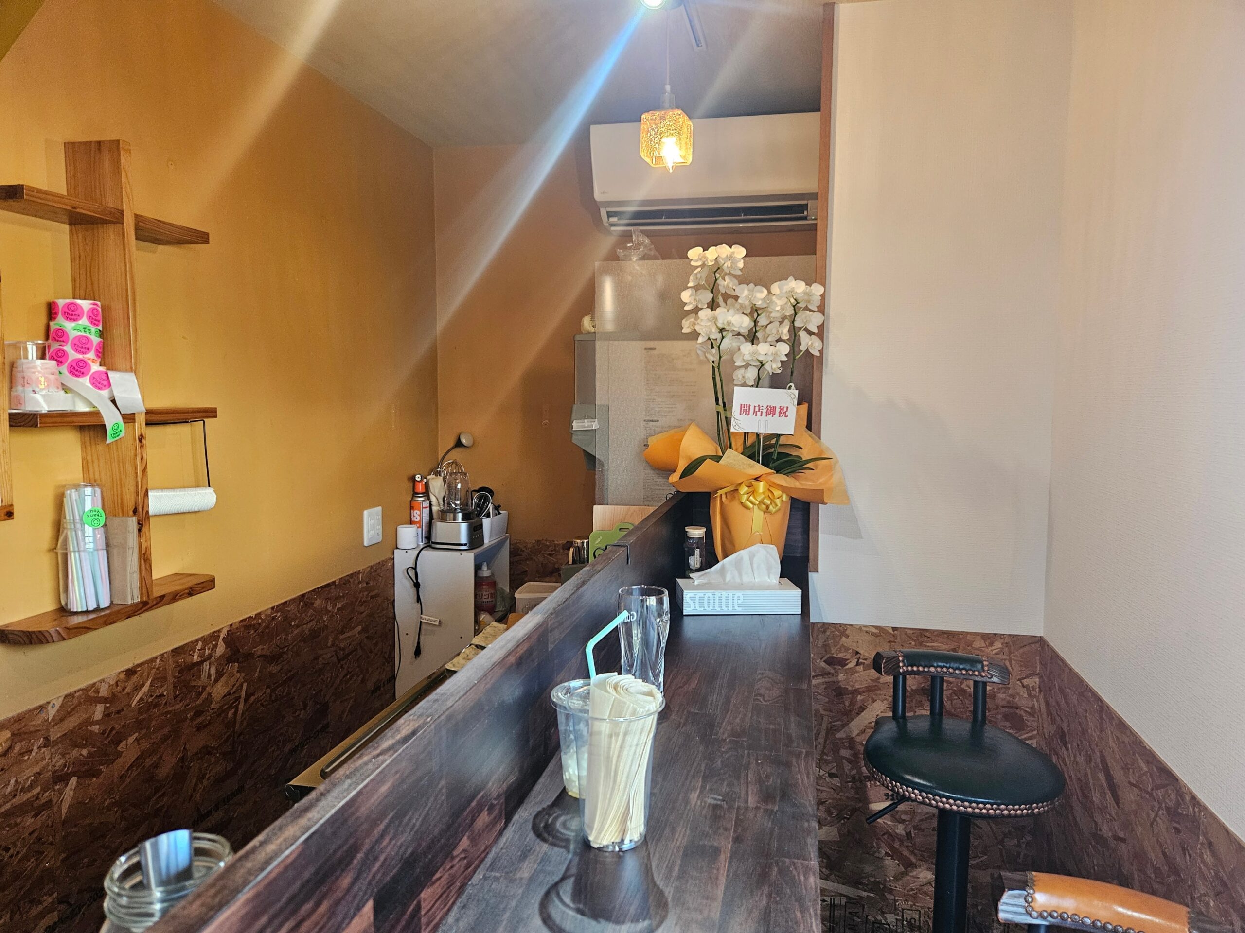 クレープスフル　店内