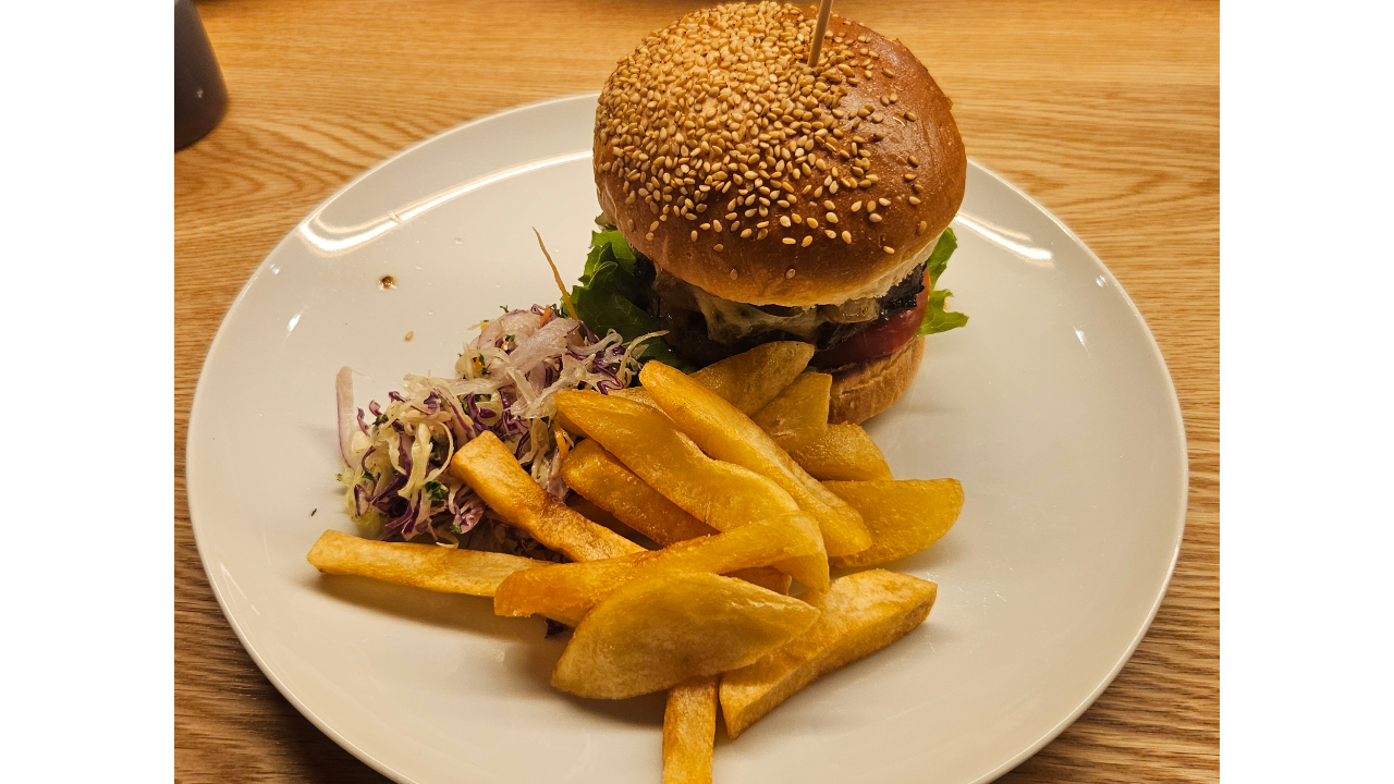 ザクイーン　料理