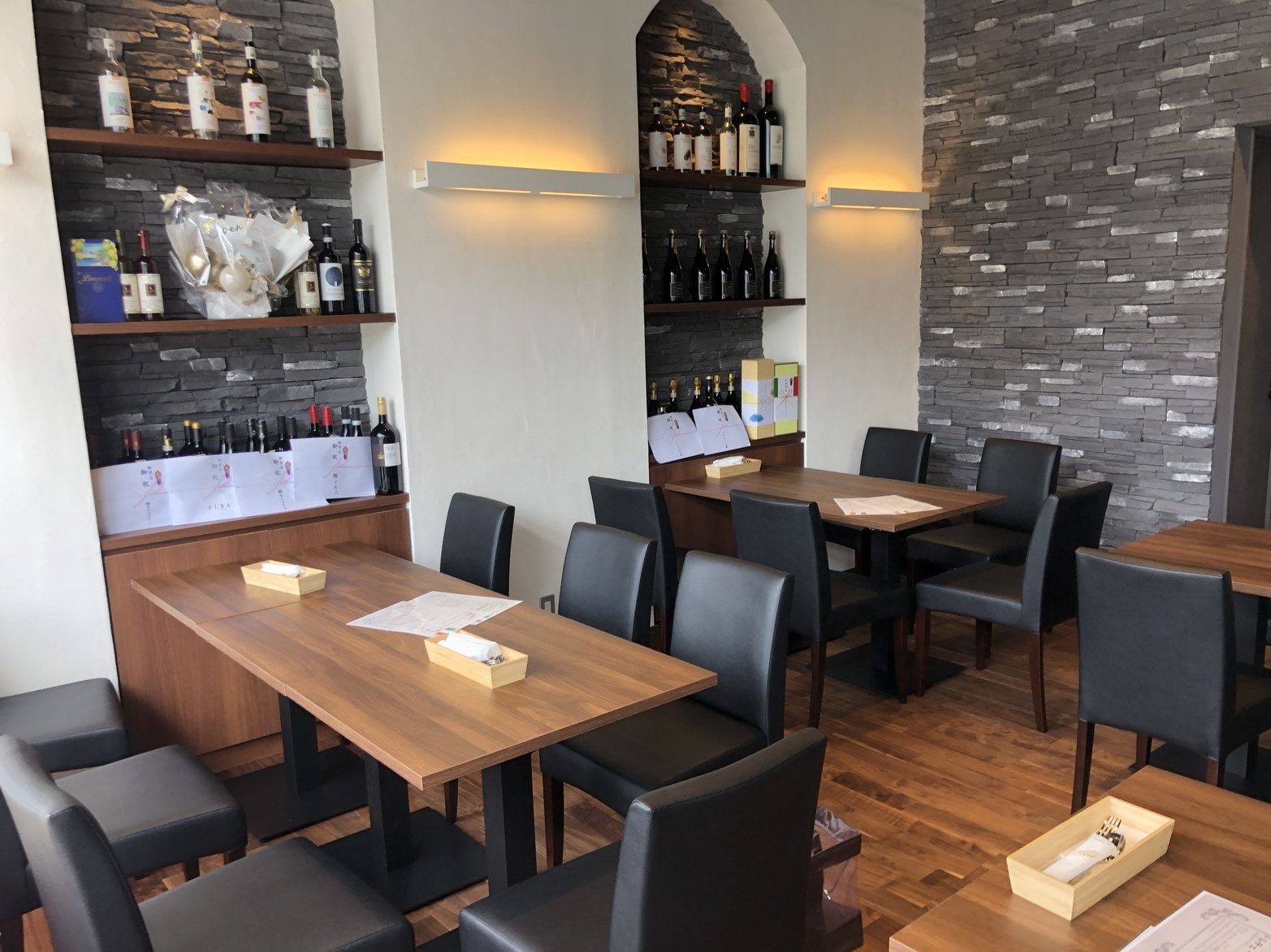 リブロッチャ　店内