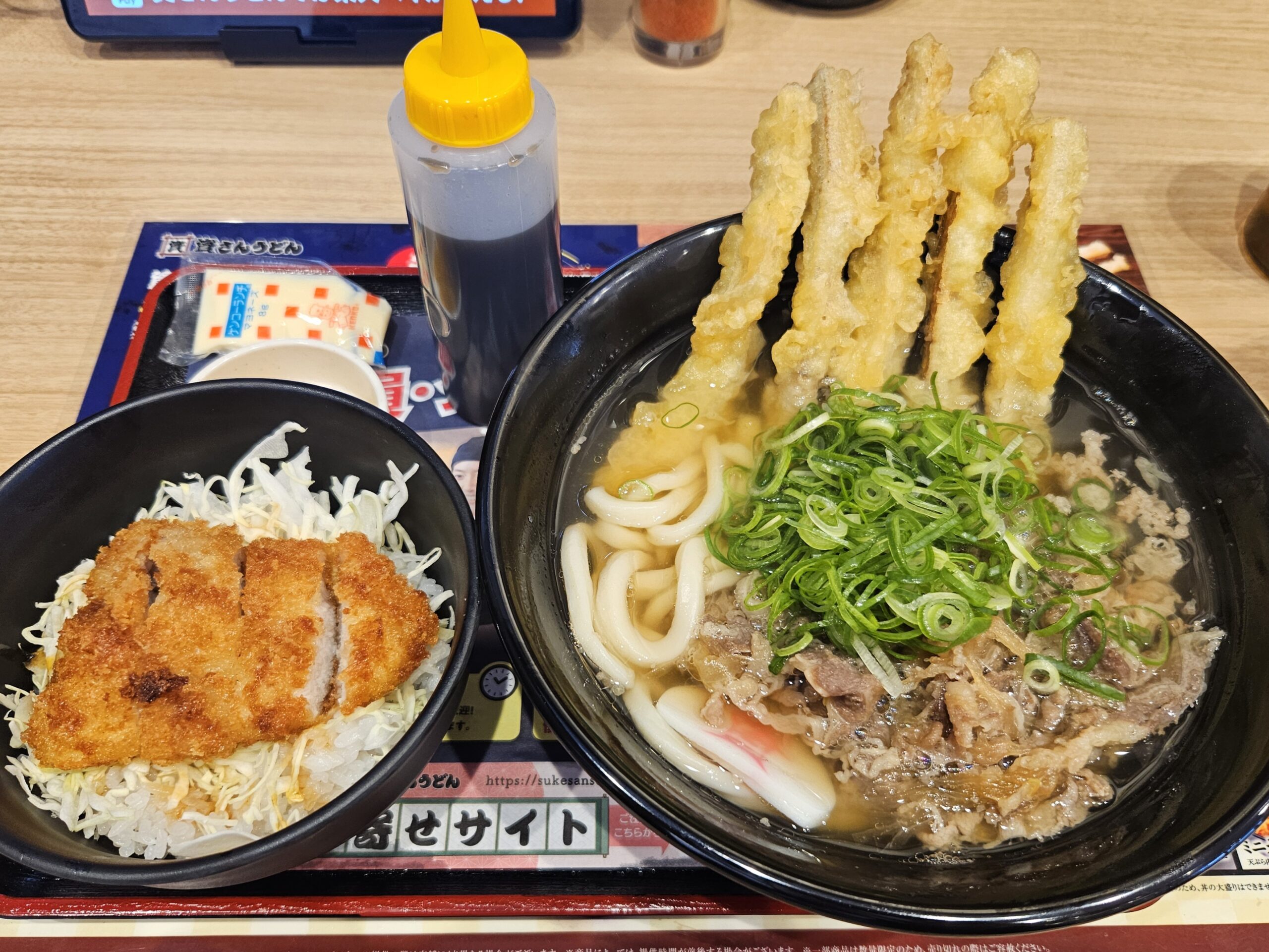 資さんうどん 料理